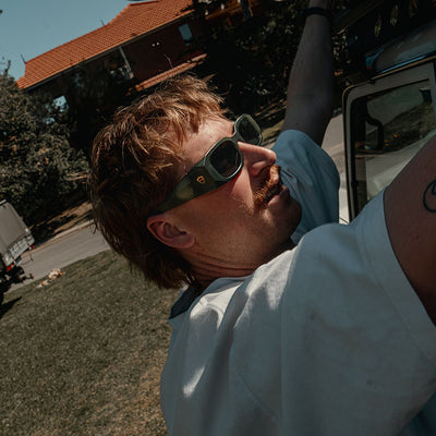 Auras Matte Moss Green Frame Grey Polarised Lens