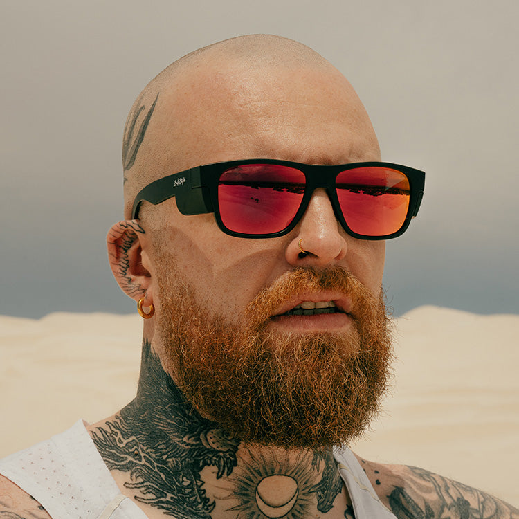 Fusions Matte Black Frame Mirror Red Polarised Lens